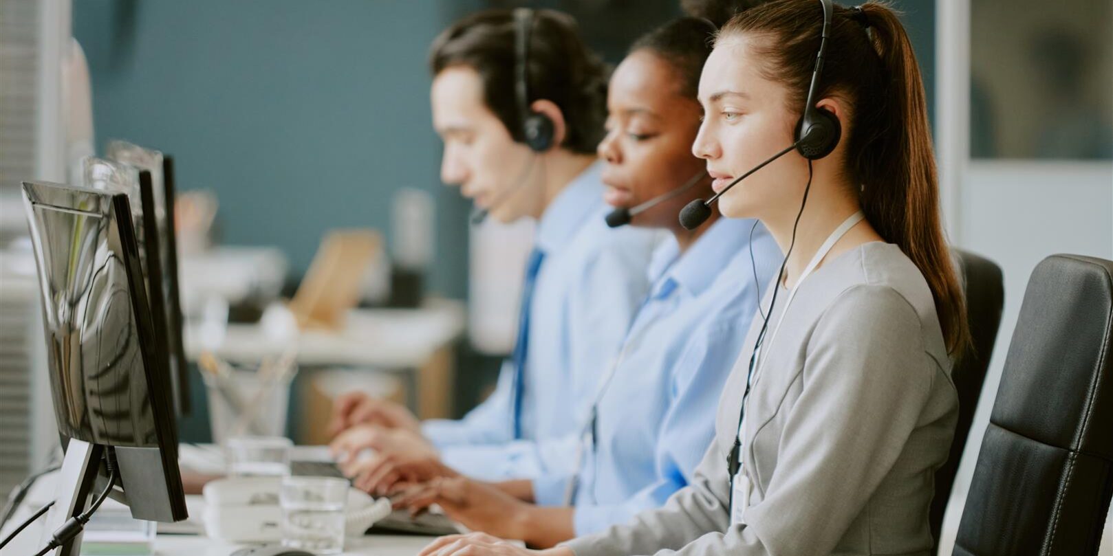 Outsourcing call center – korzyści dla Twojej firmy