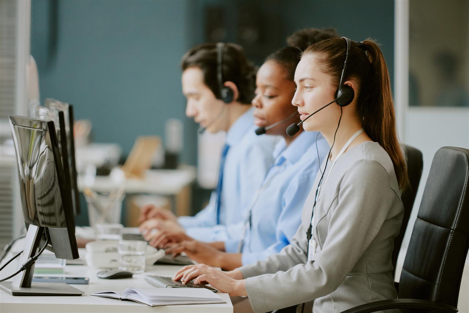 Outsourcing call center – korzyści dla Twojej firmy