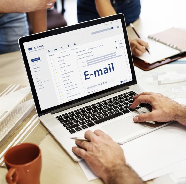 online message communication connection concept 2026 01 07 23 26 48 utc